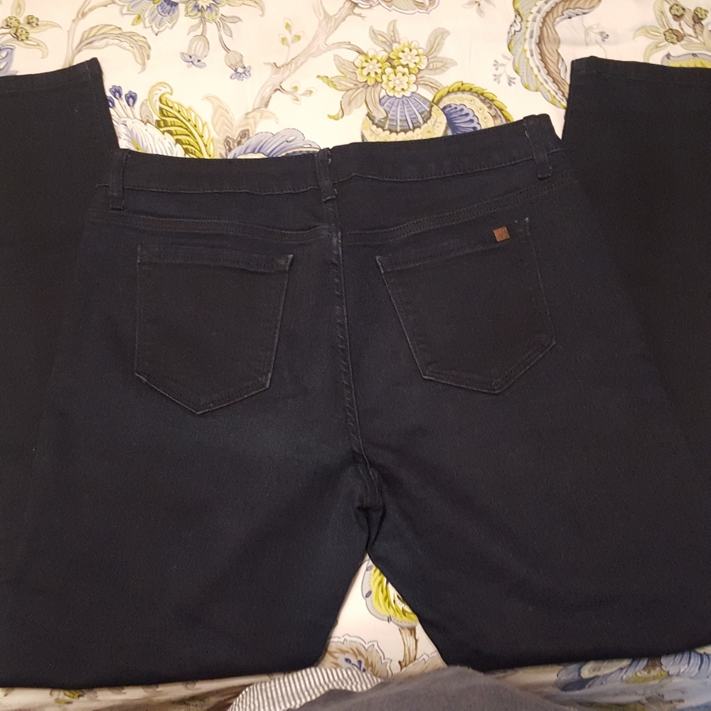 Simply Vera Wang navy blue skinny jeans! - Picture 4 of 4